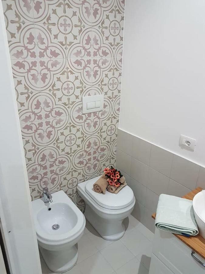 Affitta Camere Da Nonna Maria Lesina Exteriör bild